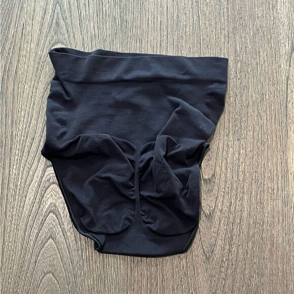 NWOT Skims Sculpting Mid Waist Brief Size XXS/XS - Picture 3 of 3